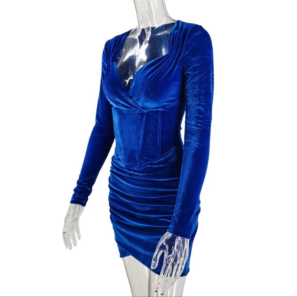 Mini Bodycon Dresses - Picture 3 of 3